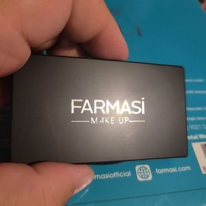 Farmasi Tri Eye Shadow